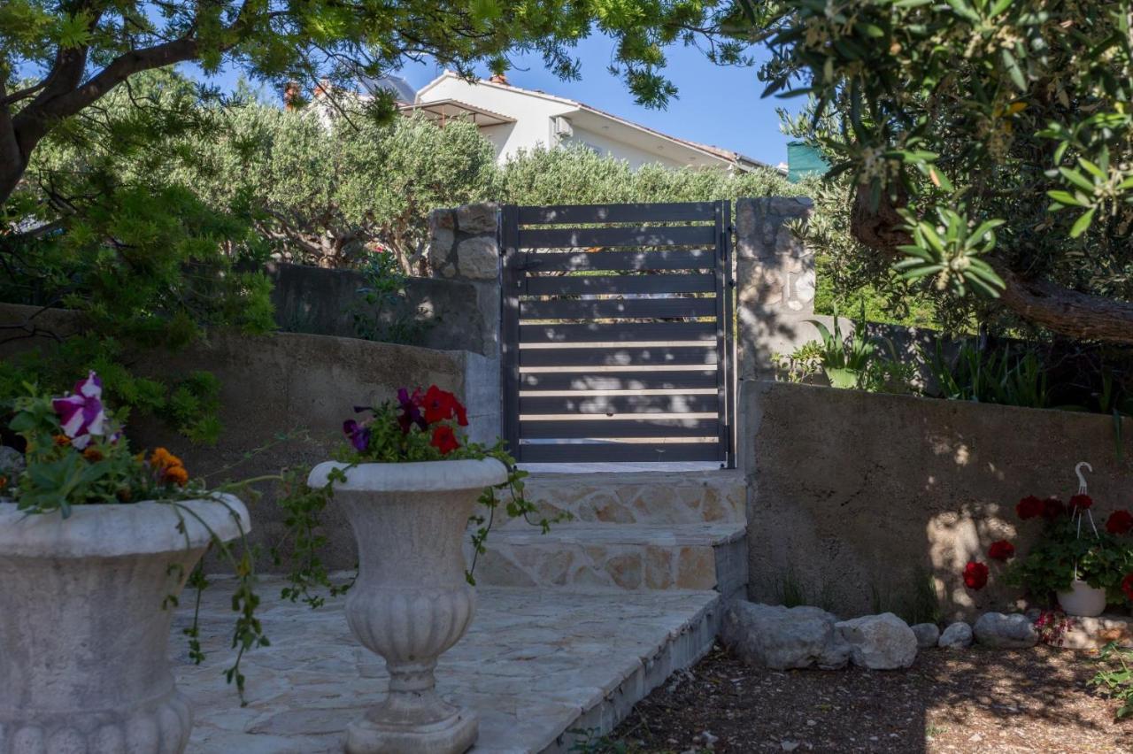 Olive Garden Apartment Hvar Town Exterior photo